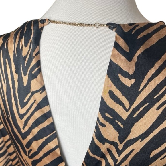 Zara Zebra Blouse - Picture 6 of 10